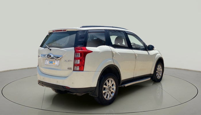 2018 Mahindra XUV500 W10 AT, Diesel, Automatic, 71,884 km, Right Back Diagonal