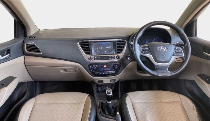 2017 Hyundai Verna 1.6 SX (O) CRDI MT, Diesel, Manual, 1,11,376 km, Dashboard