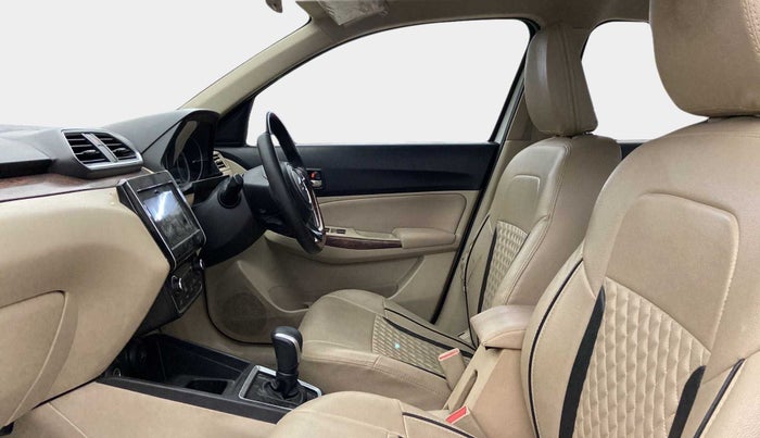 2018 Maruti Dzire ZXI AMT, Petrol, Automatic, 50,746 km, Right Side Front Door Cabin