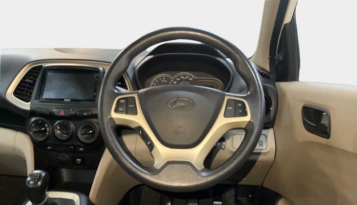 2020 Hyundai NEW SANTRO MAGNA 1.1 CORPORATE EDITION, Petrol, Manual, 38,643 km, Steering Wheel Close Up