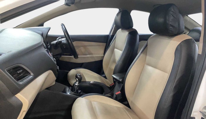 2017 Hyundai Verna 1.6 CRDI SX, Diesel, Manual, 63,286 km, Right Side Front Door Cabin