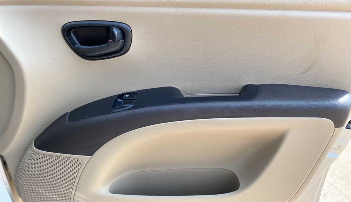 2013 Hyundai i10 ERA 1.1, Petrol, Manual, 53,299 km, Driver Side Door Panels Control