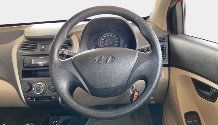 2016 Hyundai Eon ERA +, Petrol, Manual, 36,025 km, Steering Wheel Close Up