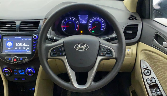 2017 Hyundai Verna 1.6 VTVT SX, Petrol, Manual, 43,556 km, Steering Wheel Close Up