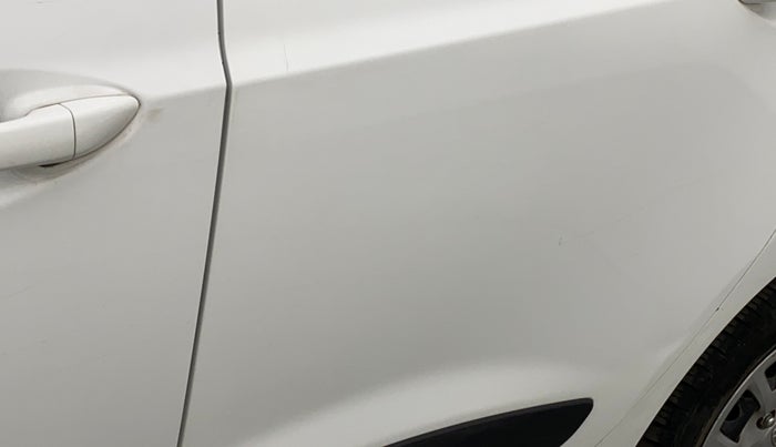 2020 Hyundai Grand i10 SPORTZ 1.2 KAPPA VTVT, Petrol, Manual, 41,445 km, Rear left door - Slightly dented