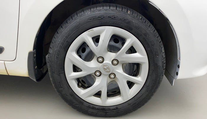 2020 Hyundai Grand i10 SPORTZ 1.2 KAPPA VTVT, Petrol, Manual, 41,445 km, Right Front Wheel