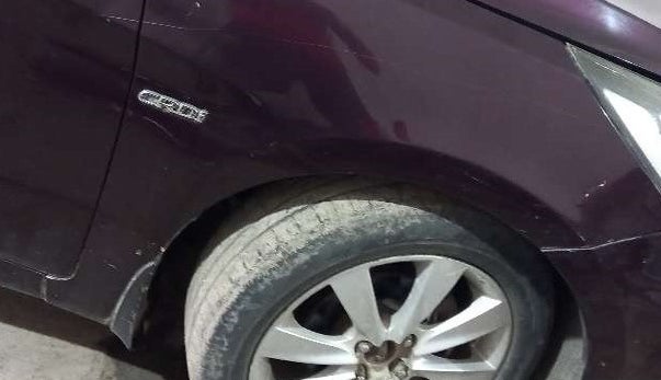 2012 Hyundai Verna FLUIDIC 1.6 CRDI SX, Diesel, Manual, 98,364 km, Right fender - Minor scratches