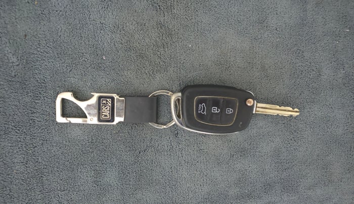 2015 Hyundai Elite i20 SPORTZ 1.2, Petrol, Manual, 65,748 km, Key Close Up