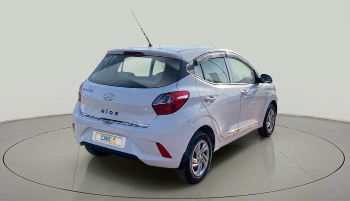 2021 Hyundai GRAND I10 NIOS MAGNA AMT 1.2 KAPPA VTVT, Petrol, Automatic, 5,299 km, Right Back Diagonal