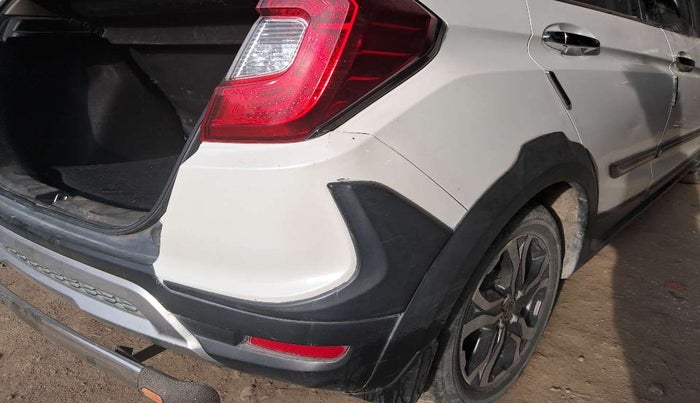 2017 Honda WR-V 1.2L I-VTEC VX MT, Petrol, Manual, 57,853 km, Rear bumper - Paint is slightly damaged