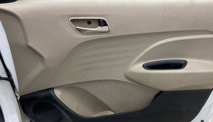 2021 Hyundai NEW SANTRO SPORTZ AMT, Petrol, Automatic, 21,300 km, Driver Side Door Panels Control