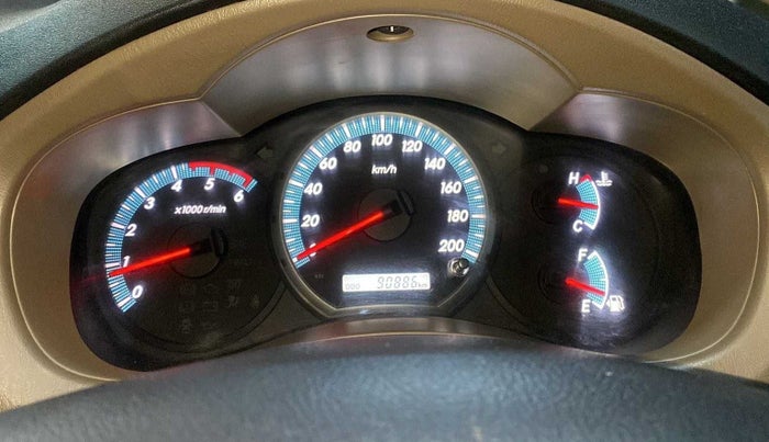 2015 Toyota Innova 2.5 VX 8 STR, Diesel, Manual, 90,880 km, Odometer Image