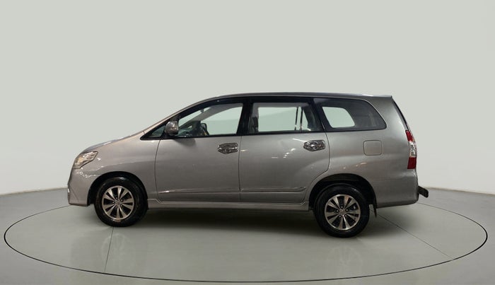 2015 Toyota Innova 2.5 VX 8 STR, Diesel, Manual, 90,880 km, Left Side