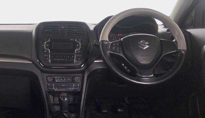 2017 Maruti Vitara Brezza ZDI, Diesel, Manual, 1,09,863 km, Steering Wheel Close Up