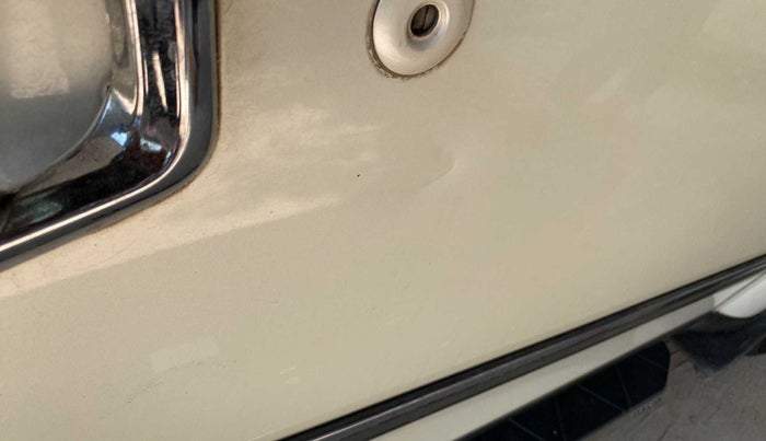 2018 Mahindra XUV500 W9, Diesel, Manual, 56,830 km, Driver-side door - Slightly dented