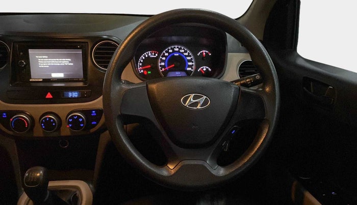2015 Hyundai Grand i10 MAGNA 1.2 KAPPA VTVT, Petrol, Manual, 29,563 km, Steering Wheel Close Up