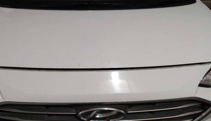 2018 Hyundai Xcent SX 1.2, Petrol, Manual, 39,000 km, Bonnet (hood) - Slightly dented