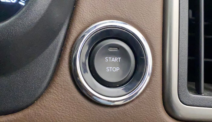 2022 Mahindra SCORPIO-N Z8 L DIESEL MT 4WD 7 STR, Diesel, Manual, 23,936 km, Keyless Start/ Stop Button