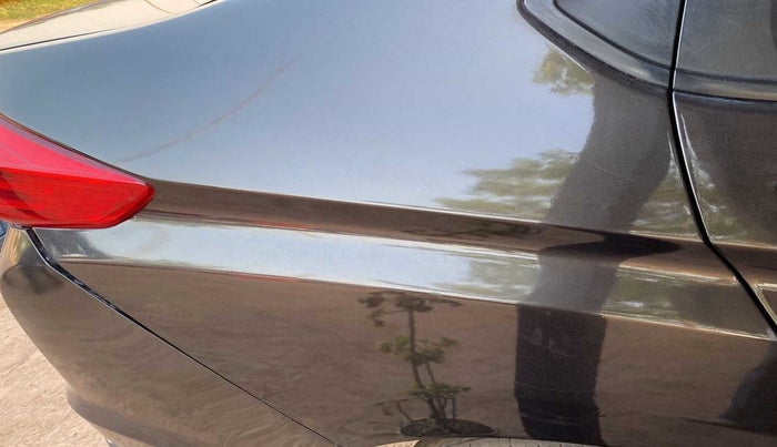 2015 Honda City 1.5L I-VTEC V MT, Petrol, Manual, 29,641 km, Right quarter panel - Minor scratches