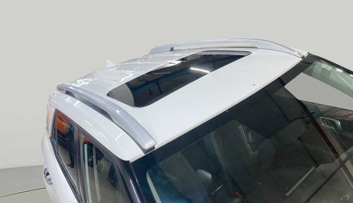 2019 Hyundai VENUE SX 1.0 (O) TURBO, Petrol, Manual, 64,842 km, Roof