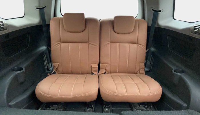 2019 Mahindra XUV500 W7, Diesel, Manual, 68,766 km, Third Seat Row ( optional )
