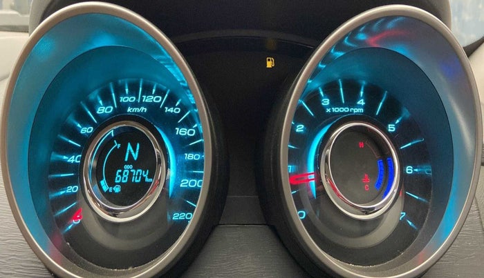 2019 Mahindra XUV500 W7, Diesel, Manual, 68,766 km, Odometer Image