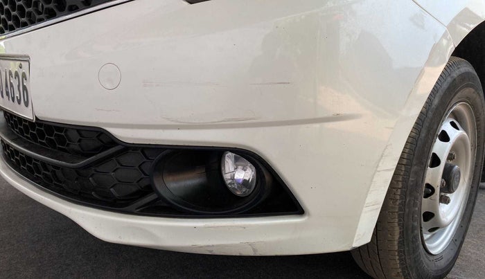 2018 Tata Tiago XE PETROL, Petrol, Manual, 37,689 km, Front bumper - Minor scratches