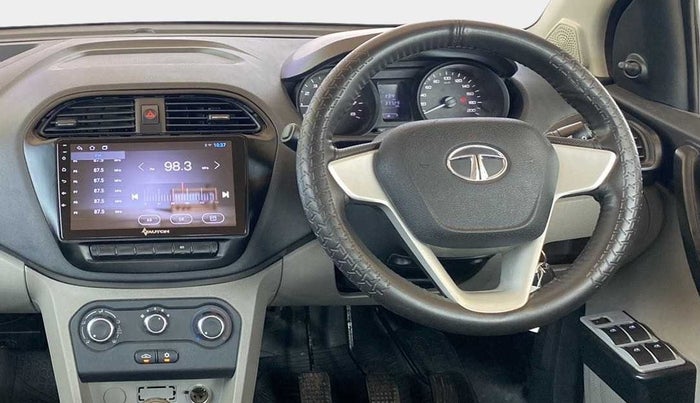 2018 Tata Tiago XE PETROL, Petrol, Manual, 37,689 km, Steering Wheel Close Up