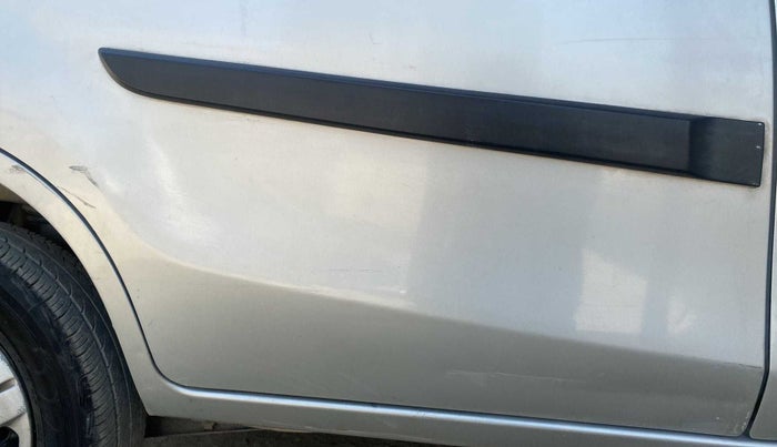 2017 Maruti Alto 800 LXI, Petrol, Manual, 49,213 km, Right rear door - Minor scratches