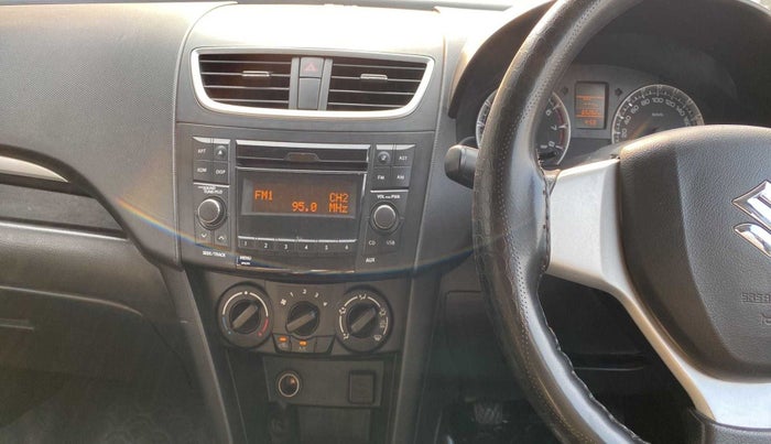 2017 Maruti Swift VXI O, Petrol, Manual, 65,258 km, Air Conditioner