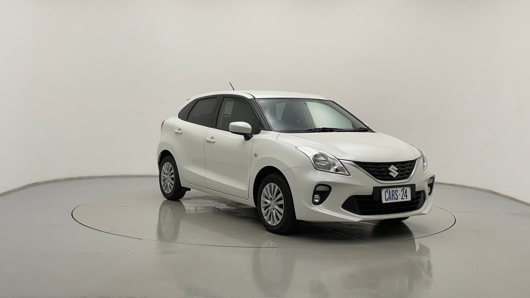 Right Front Diagonal (45- Degree) View