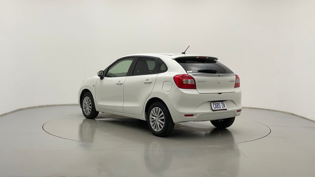 Left Back Diagonal (45- Degree) View