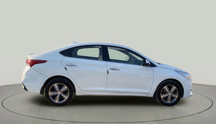 2018 Hyundai Verna 1.6 VTVT SX O, Petrol, Manual, 98,452 km, Right Side View