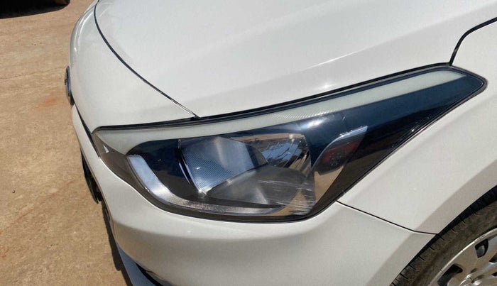 2016 Hyundai Elite i20 SPORTZ 1.2, Petrol, Manual, 42,826 km, Left headlight - Minor scratches