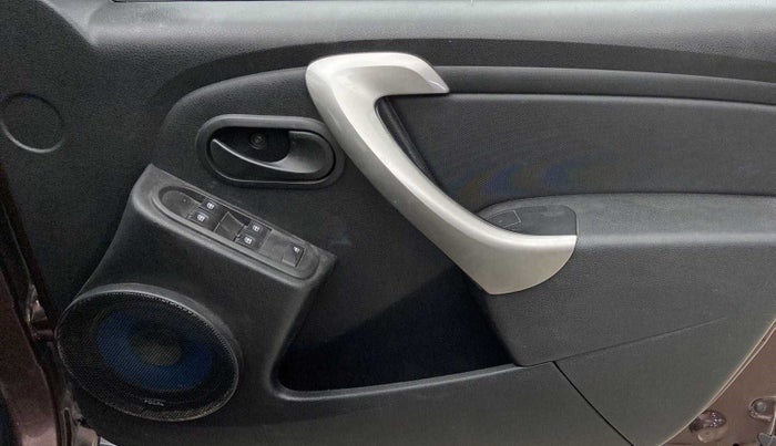 2019 Renault Duster RXE PETROL, Petrol, Manual, 39,254 km, Driver Side Door Panels Control