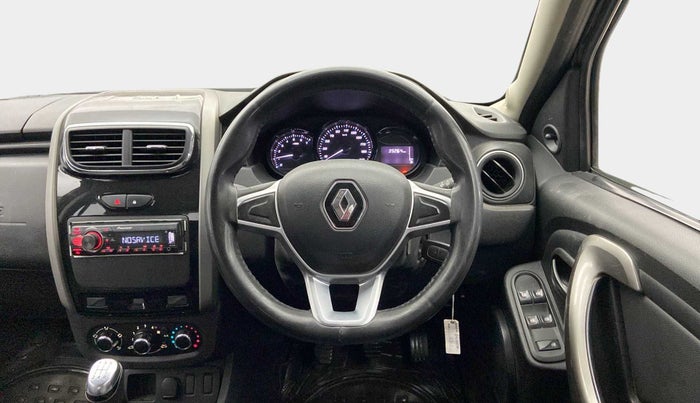 2019 Renault Duster RXE PETROL, Petrol, Manual, 39,254 km, Steering Wheel Close Up
