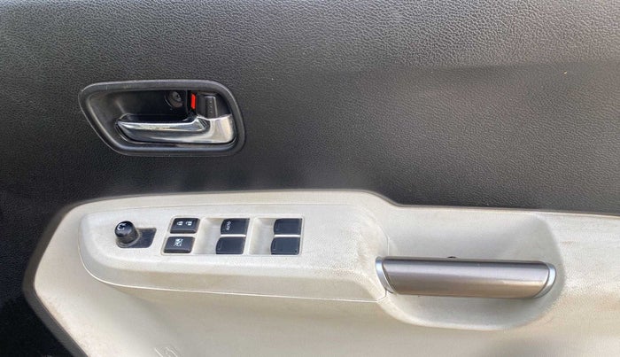 2017 Maruti IGNIS DELTA 1.2, Petrol, Manual, 17,860 km, Driver Side Door Panels Control