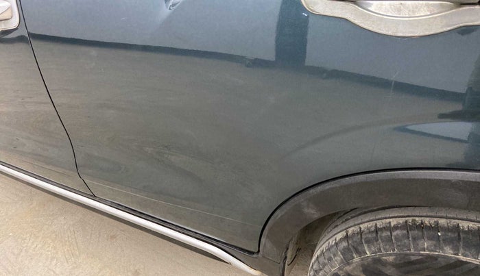 2019 Mahindra XUV300 W4 1.2 PETROL, Petrol, Manual, 20,234 km, Rear left door - Minor scratches