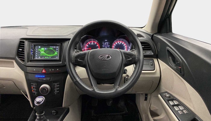 2019 Mahindra XUV300 W4 1.2 PETROL, Petrol, Manual, 20,234 km, Steering Wheel Close Up