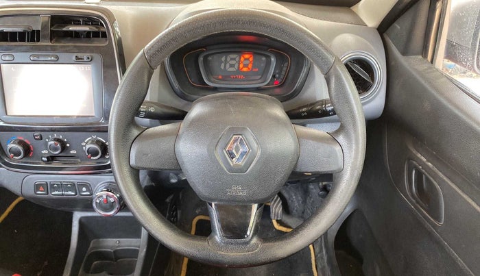 2017 Renault Kwid RXT 1.0 AMT, Petrol, Automatic, 44,726 km, Steering Wheel Close Up