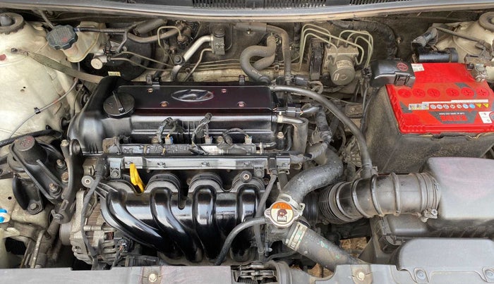 2015 Hyundai Verna FLUIDIC 4S 1.6 VTVT S, Petrol, Manual, 30,729 km, Open Bonet