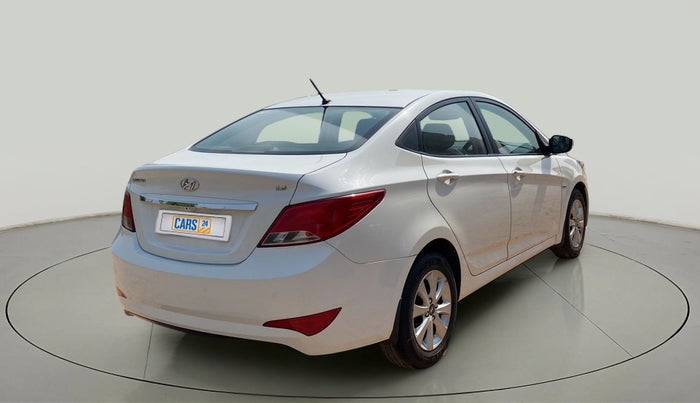 2015 Hyundai Verna FLUIDIC 4S 1.6 VTVT S, Petrol, Manual, 30,729 km, Right Back Diagonal