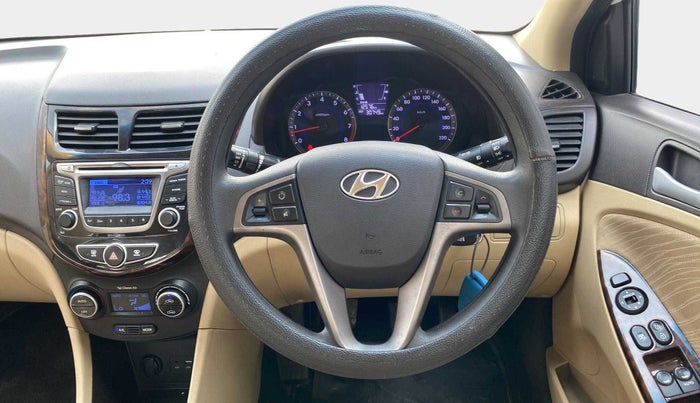 2015 Hyundai Verna FLUIDIC 4S 1.6 VTVT S, Petrol, Manual, 30,729 km, Steering Wheel Close Up