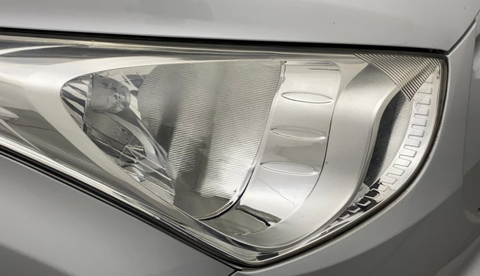 2015 Hyundai Eon ERA +, Petrol, Manual, 65,164 km, Right headlight - Minor scratches