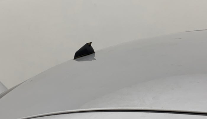 2015 Hyundai Eon ERA +, Petrol, Manual, 65,164 km, Roof - Antenna has minor damage