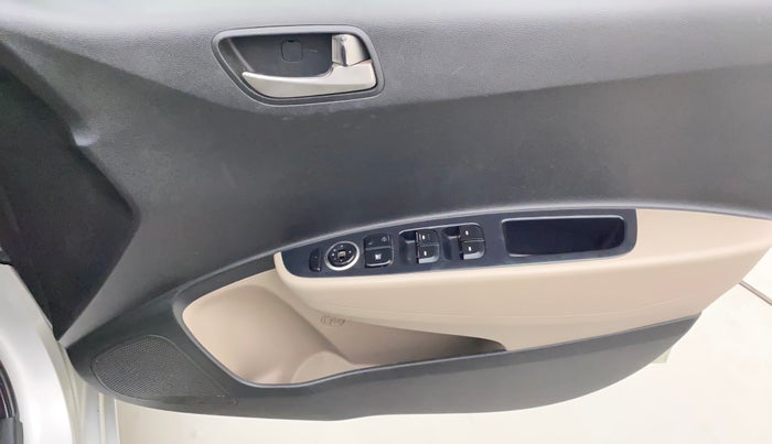 2013 Hyundai Grand i10 SPORTZ 1.2 KAPPA VTVT, Petrol, Manual, 67,043 km, Driver Side Door Panels Control