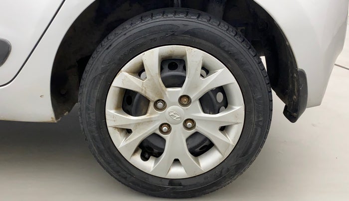 2013 Hyundai Grand i10 SPORTZ 1.2 KAPPA VTVT, Petrol, Manual, 67,043 km, Left Rear Wheel