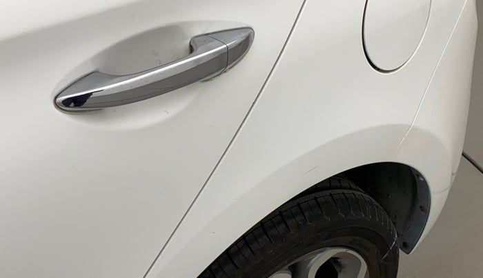 2019 Hyundai Elite i20 ASTA 1.2 (O), Petrol, Manual, 73,474 km, Left quarter panel - Minor scratches