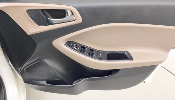2019 Hyundai Elite i20 ASTA 1.2 (O), Petrol, Manual, 73,474 km, Driver Side Door Panels Control