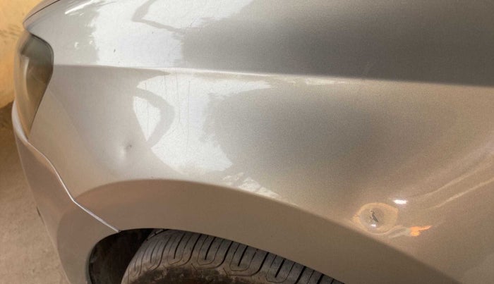 2014 Volkswagen Vento HIGHLINE DIESEL 1.6, Diesel, Manual, 1,14,668 km, Left fender - Slightly dented